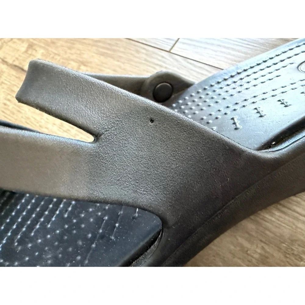 Crocs Patricia Wedge Sandals Womens Size 11 Black Strappy Comfort Shoes